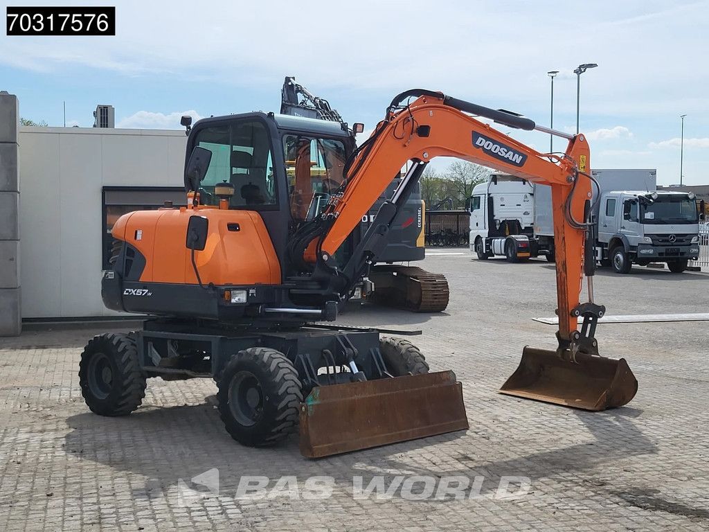 Doosan DX57 W-5
