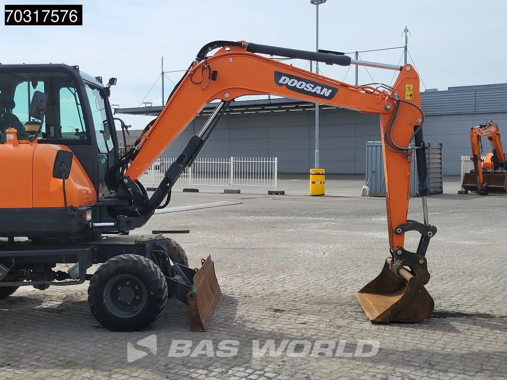 Doosan DX57 W-5