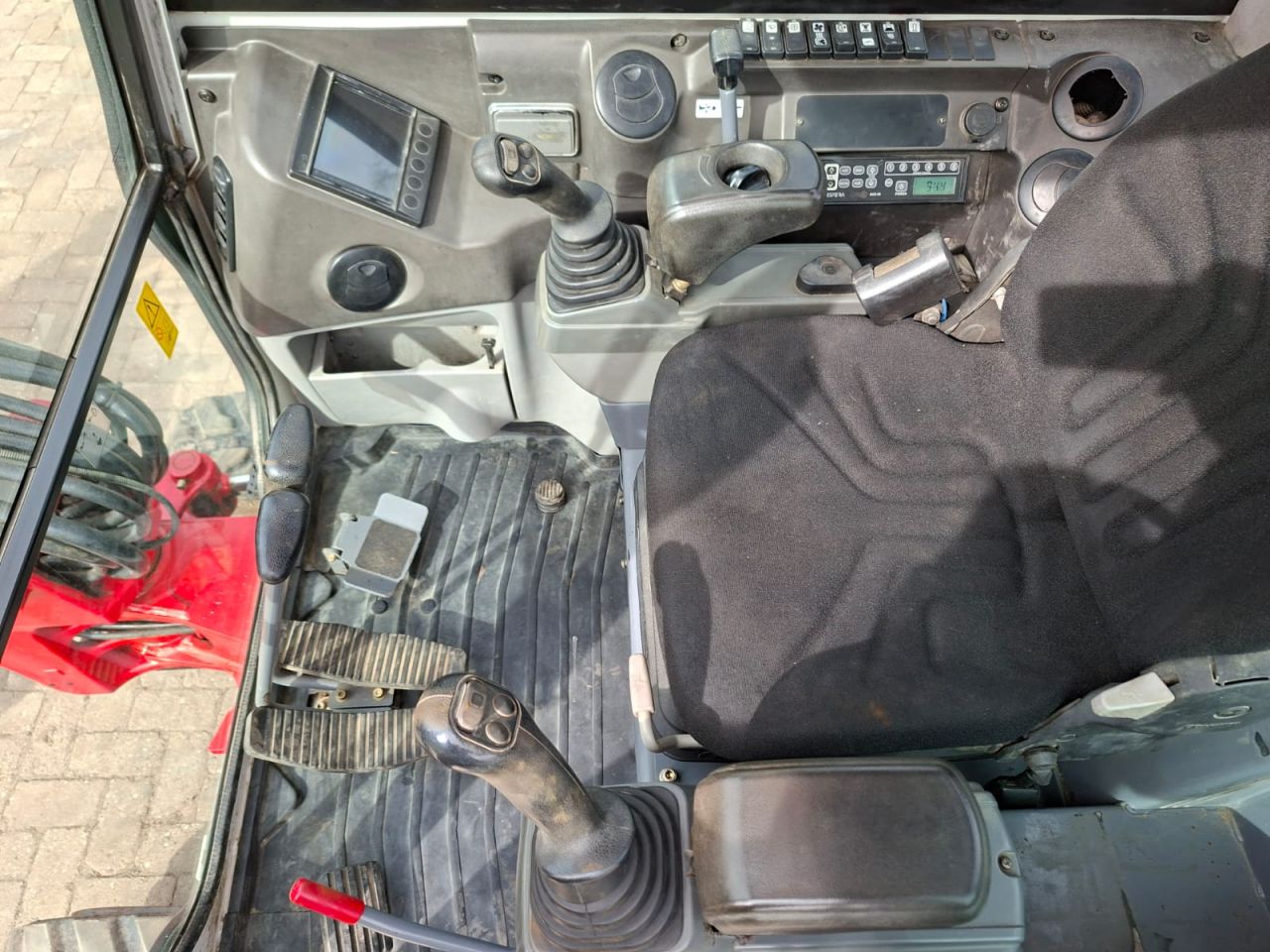 Takeuchi TB230 | bj 2017 | 5732uur | Sloopsorteer functie