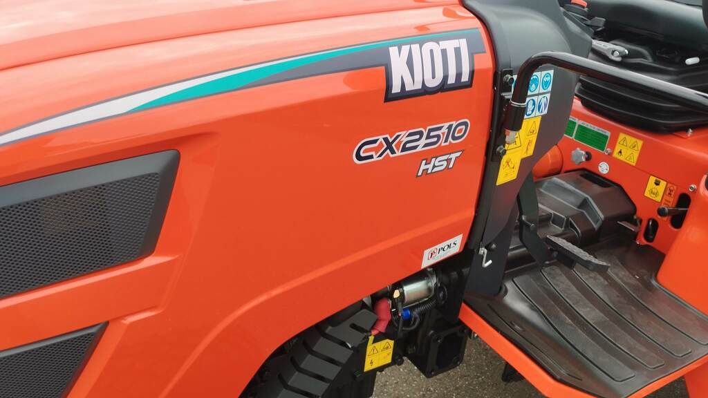 KIOTI CX2510 hst Rops 4wd 25 pk nieuw ACTIE live is to short to buy a boring tractor !! evt met voorlader