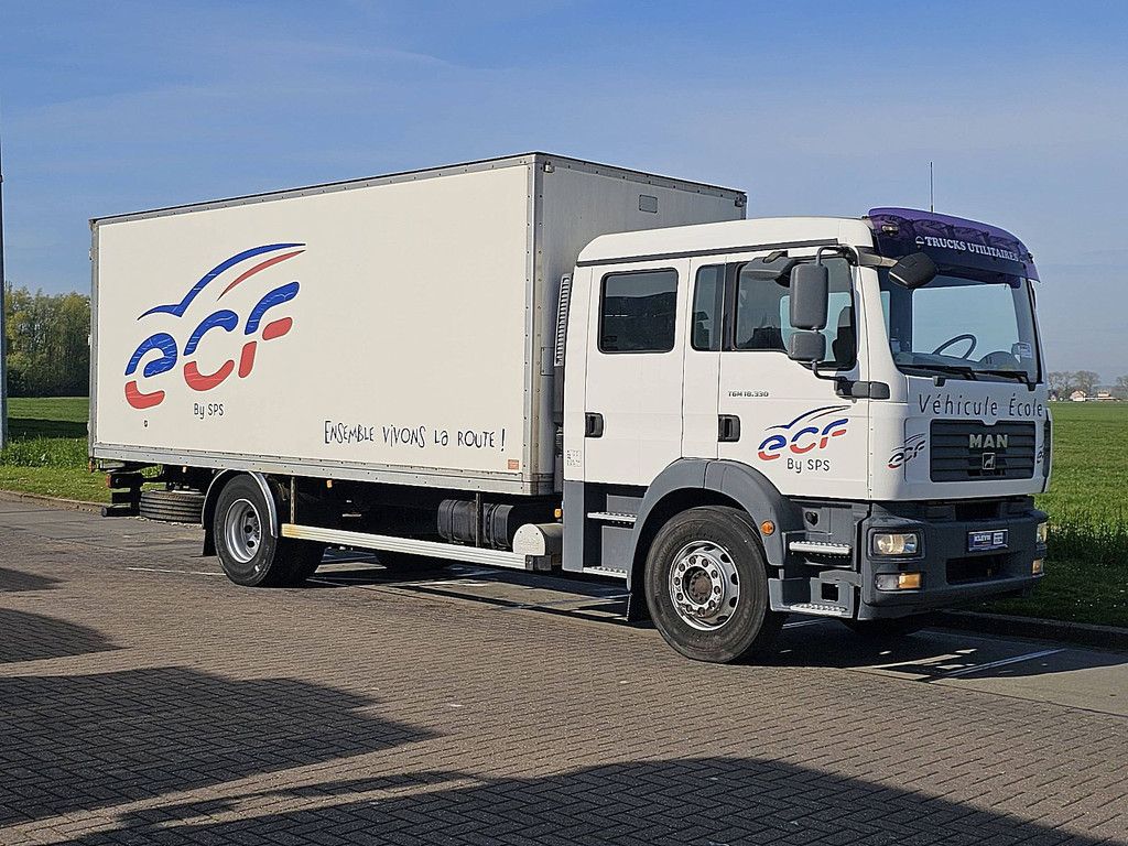 M.A.N. 18.330 TGM doka driving school