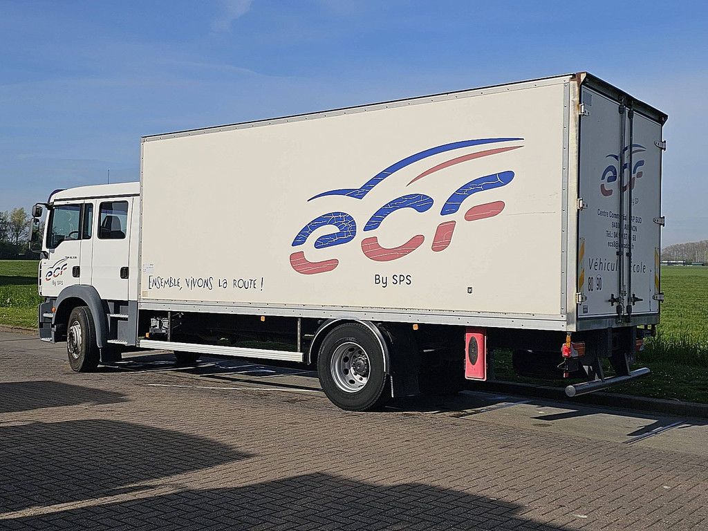 M.A.N. 18.330 TGM doka driving school