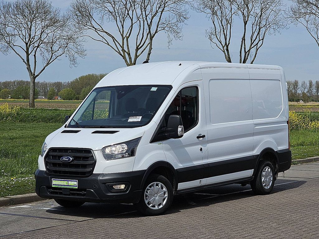 FORD TRANSIT 2.0 l2h2 airco trekhaak