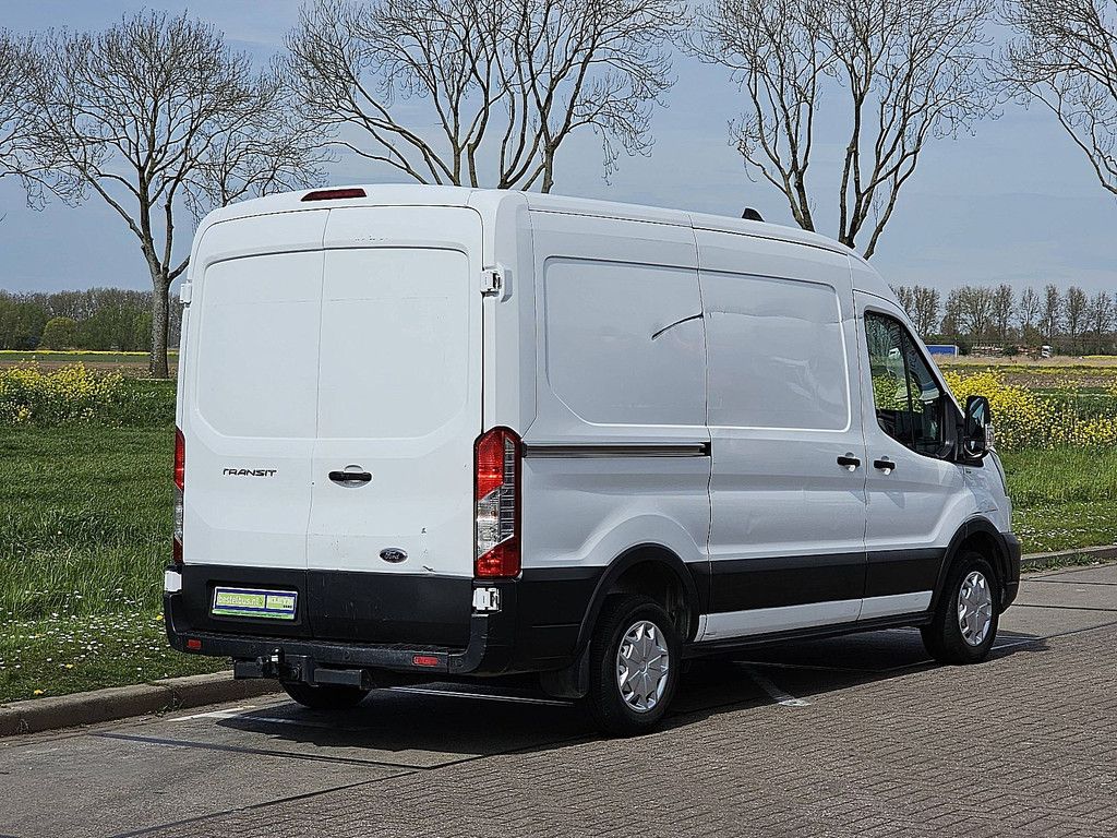 FORD TRANSIT 2.0 l2h2 airco trekhaak