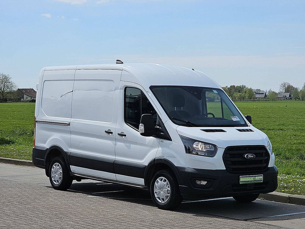 FORD TRANSIT 2.0 l2h2 airco trekhaak