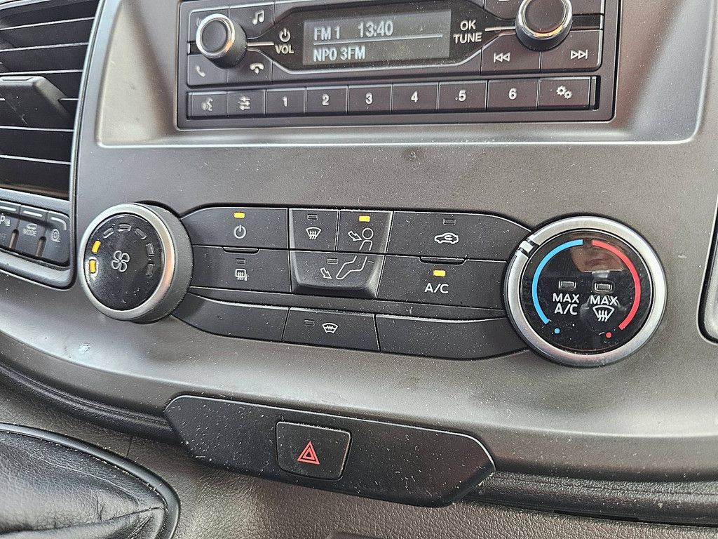 FORD TRANSIT 2.0 l2h2 airco trekhaak