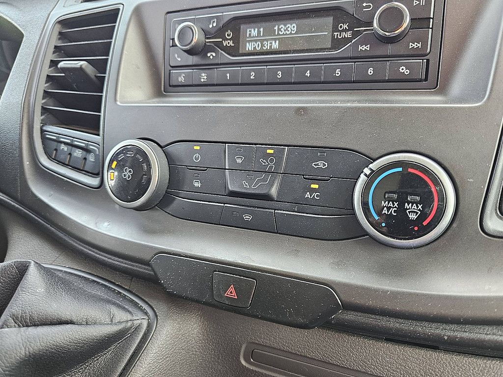 FORD TRANSIT 2.0 l2h2 airco trekhaak