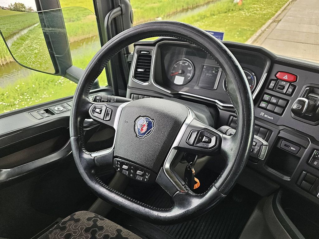 SCANIA R450