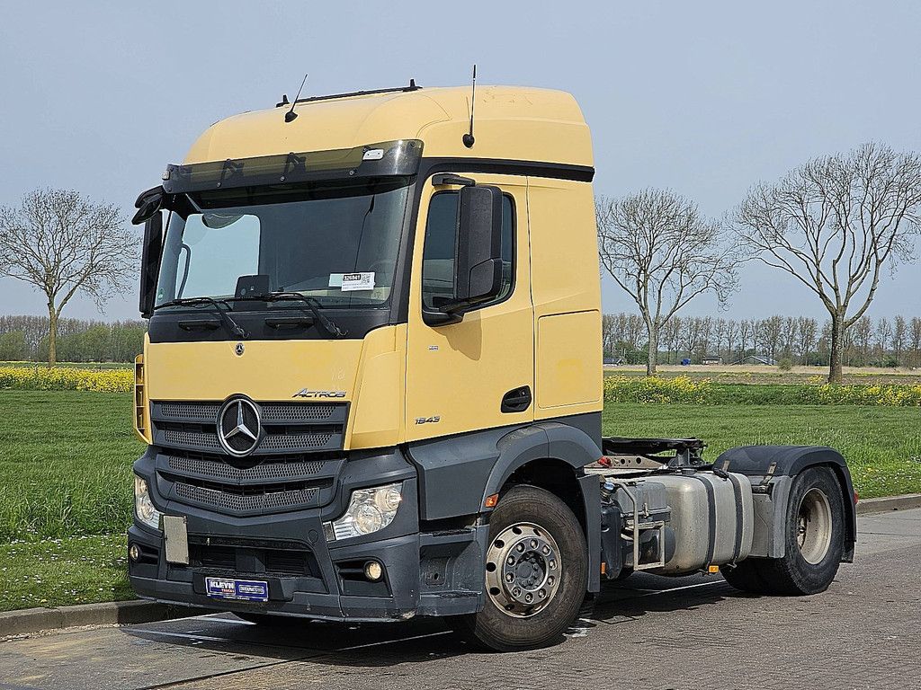 MERCEDES-BENZ ACTROS 1843