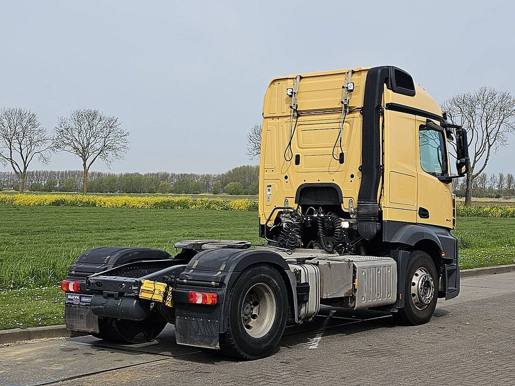 MERCEDES-BENZ ACTROS 1843
