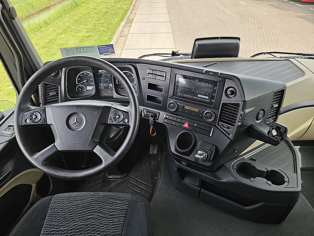 MERCEDES-BENZ ACTROS 1843