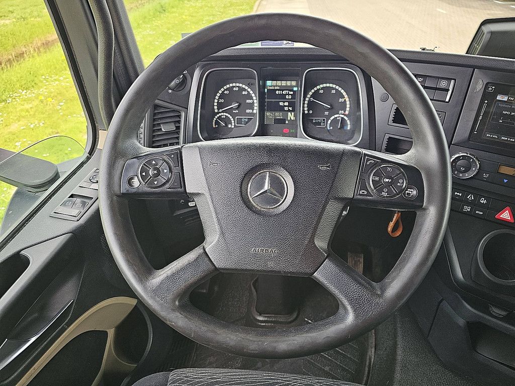MERCEDES-BENZ ACTROS 1843