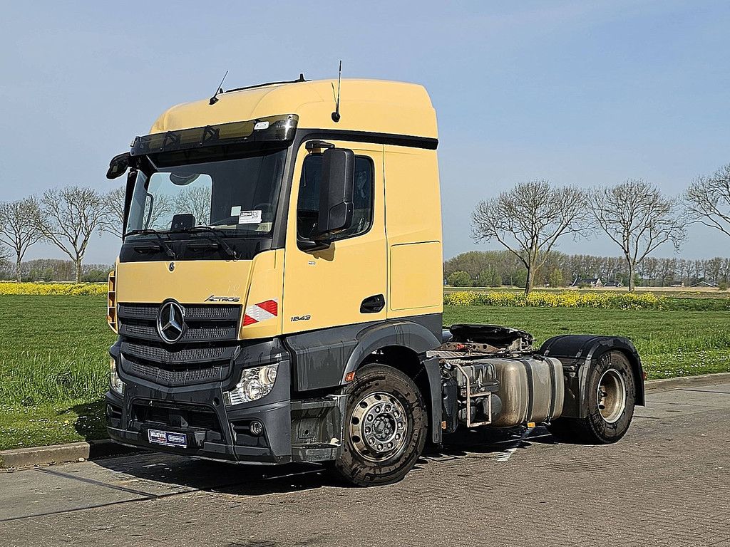 MERCEDES-BENZ ACTROS 1843