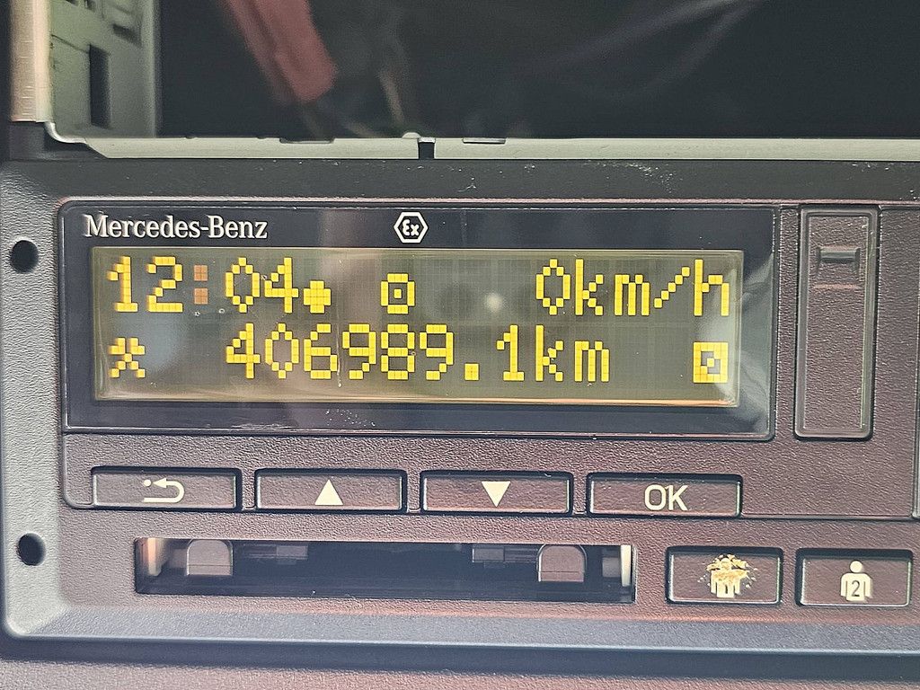 MERCEDES-BENZ ACTROS 1843