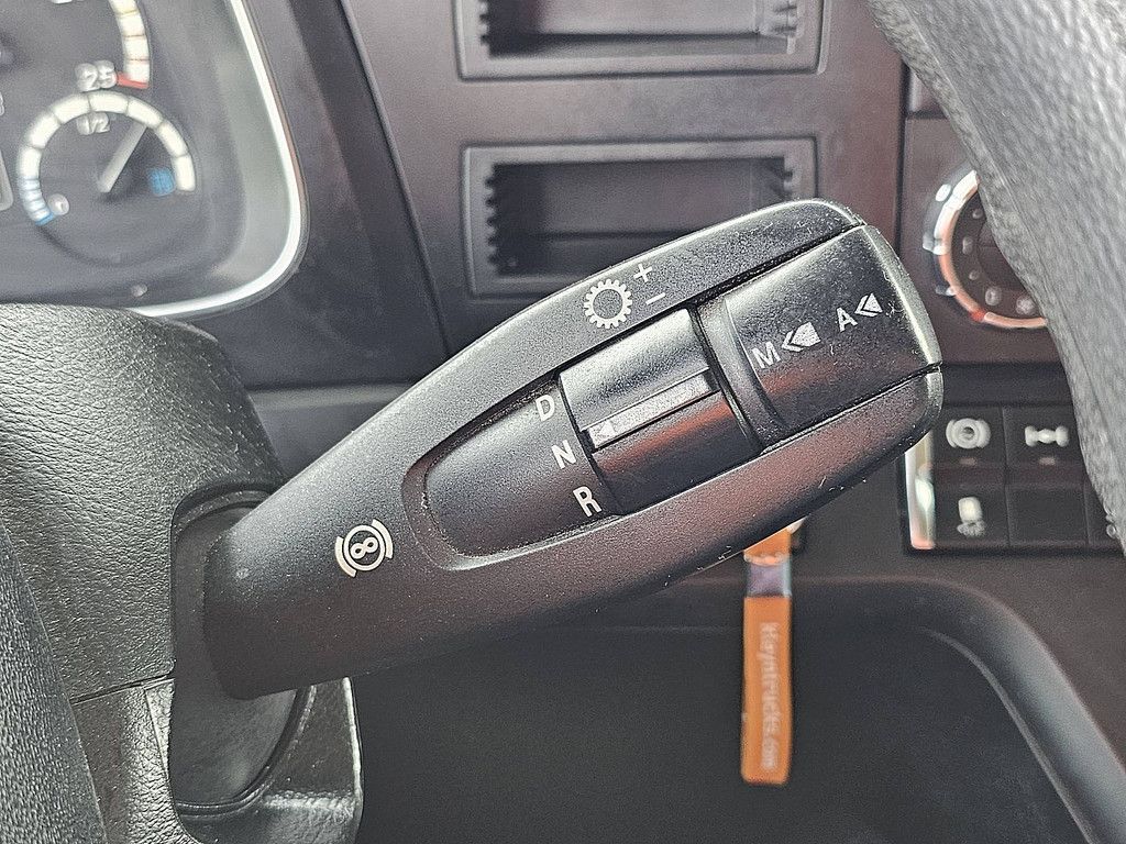 MERCEDES-BENZ ACTROS 1843