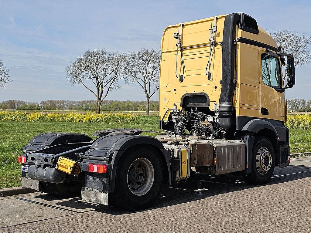 MERCEDES-BENZ ACTROS 1843