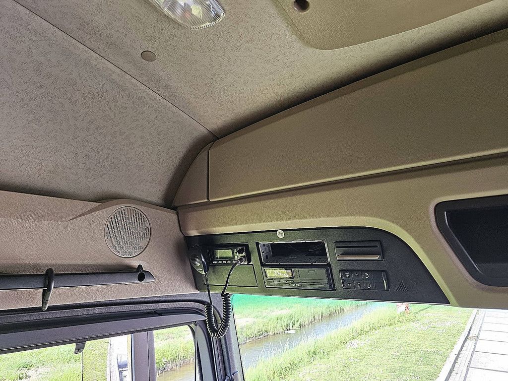 MERCEDES-BENZ ACTROS 1843