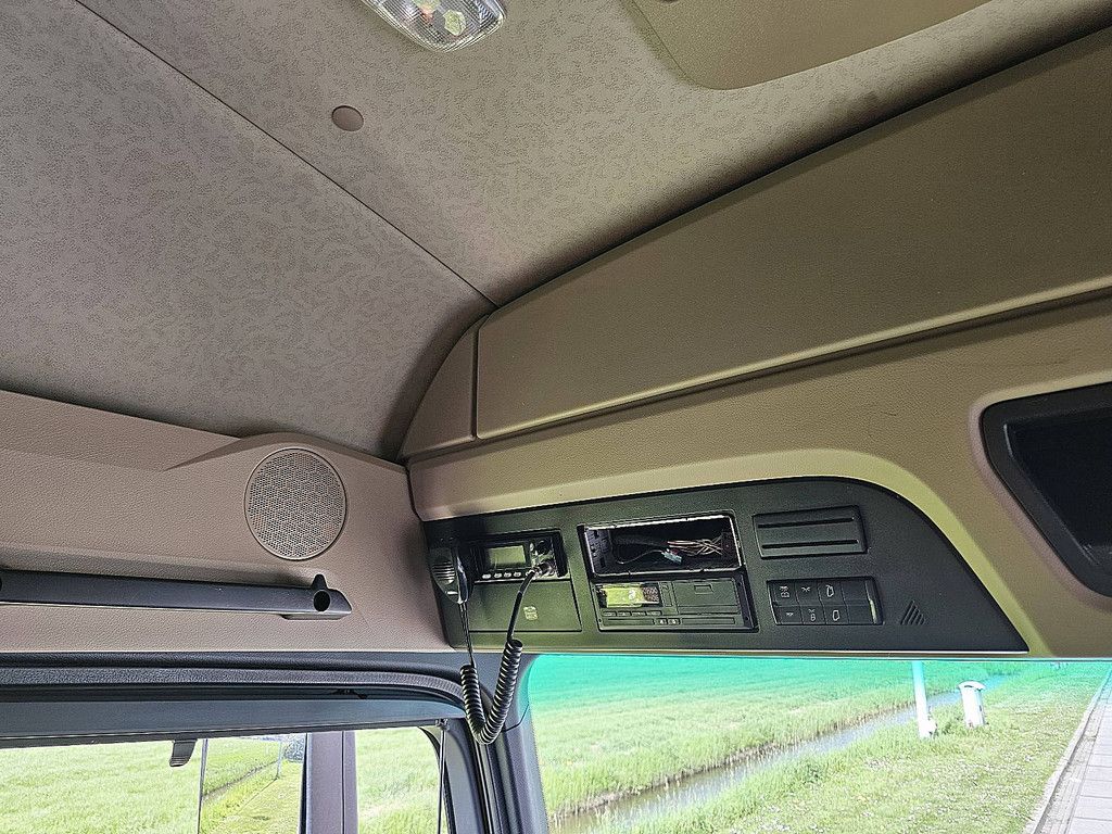 MERCEDES-BENZ ACTROS 1843