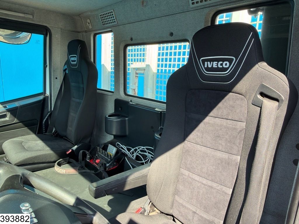 Iveco Trakker 360 6x4, Euro 6, Steel suspension, PTO, Palfinger