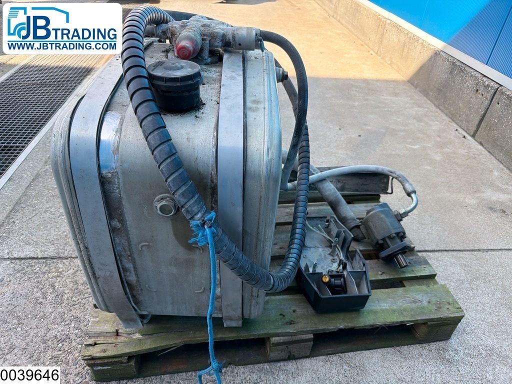 Hyva Tank, pump, hoses, control valve