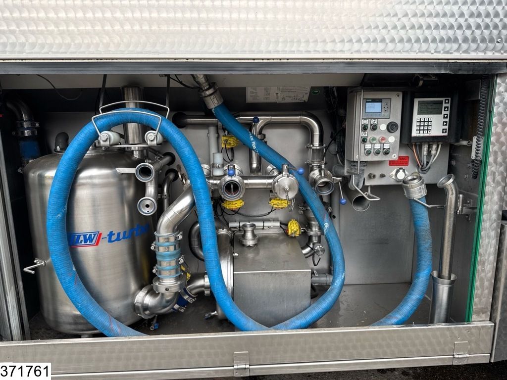 Iveco Stralis 460 6x2, EURO 6, 15,900 litres, Milk, Retarder, Lenk