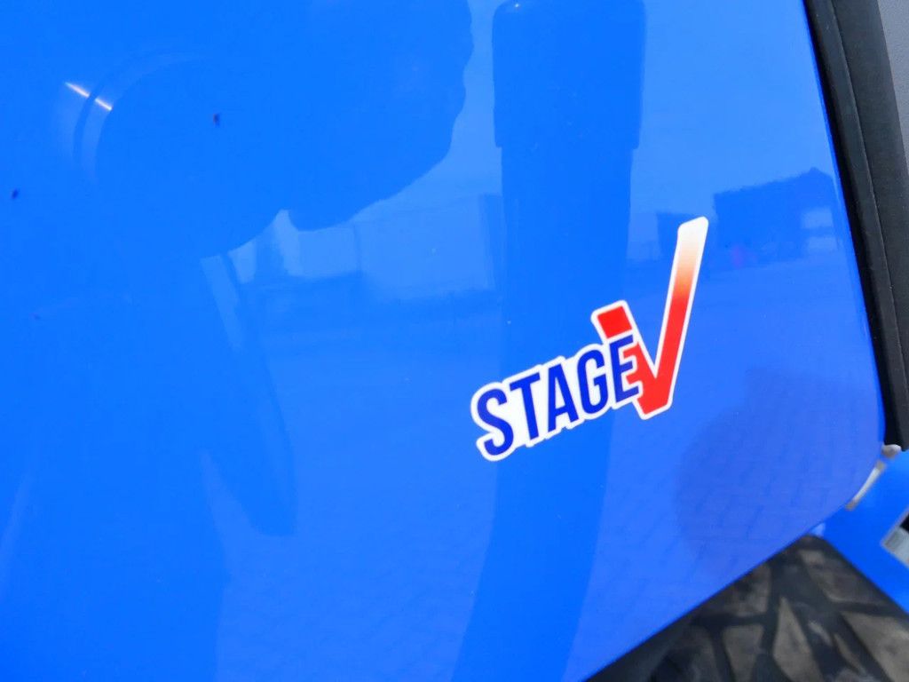 Iseki TXGS-24 4wd HST / 0001 Draaiuren / Middenondermaaidek