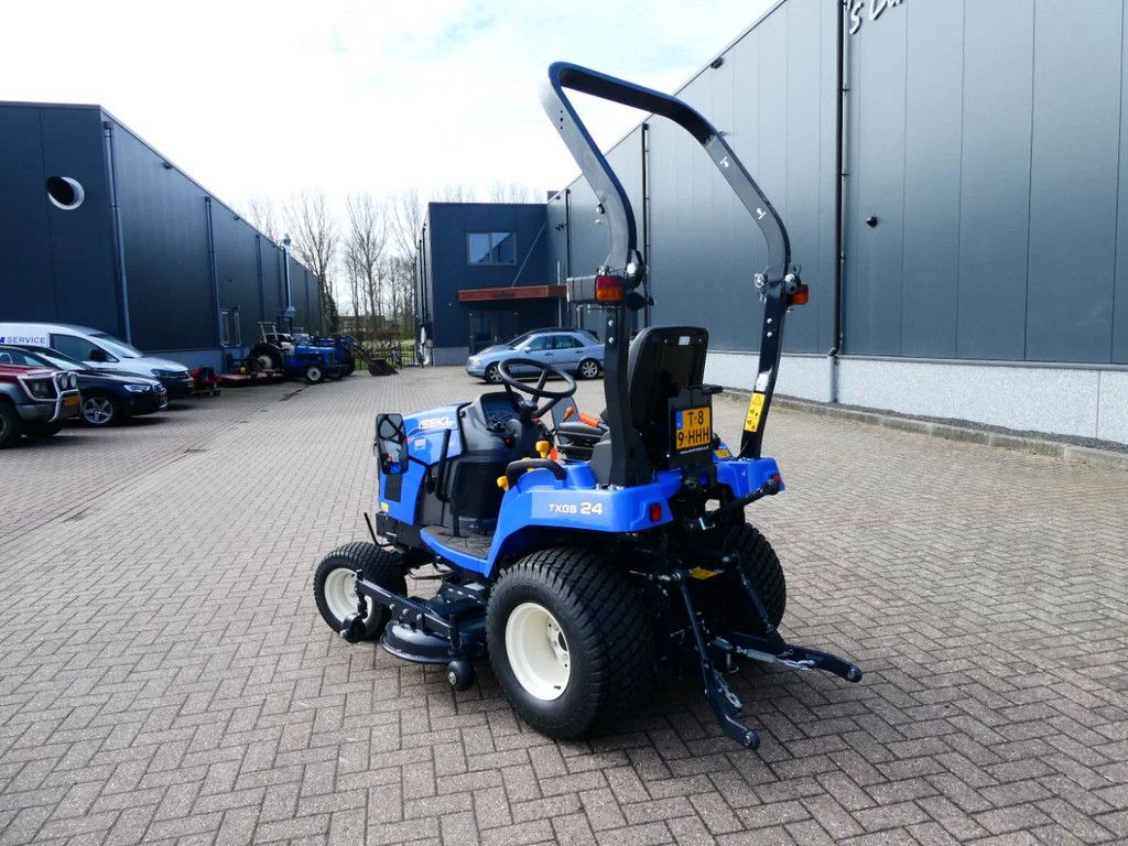 Iseki TXGS-24 4wd HST / 0001 Draaiuren / Middenondermaaidek