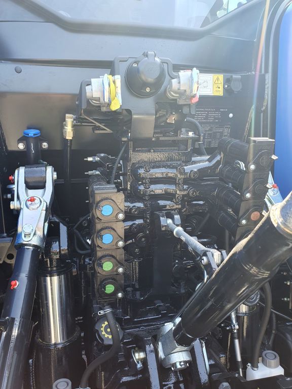 New Holland New Holland T6.180 DC DEMO