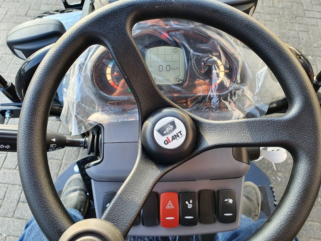 Giant Tobroco Giant G2200E X-TRA loader