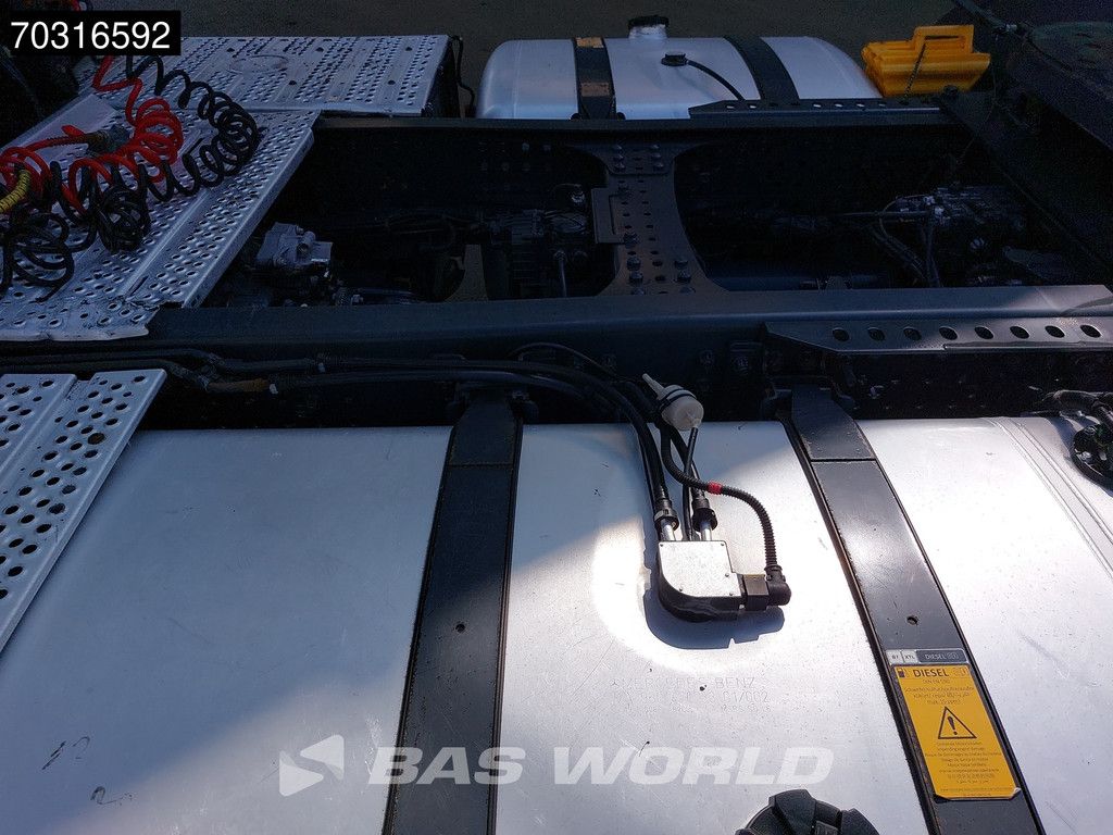 Mercedes Actros Actros 1845 4X2 BigSpace 2xTanks