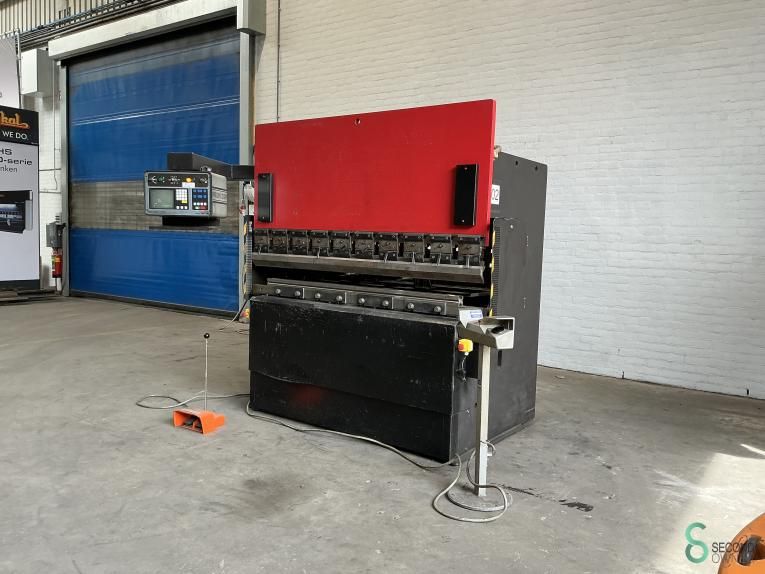Kantbanken Amada ITPS 50t 2000mm 1990