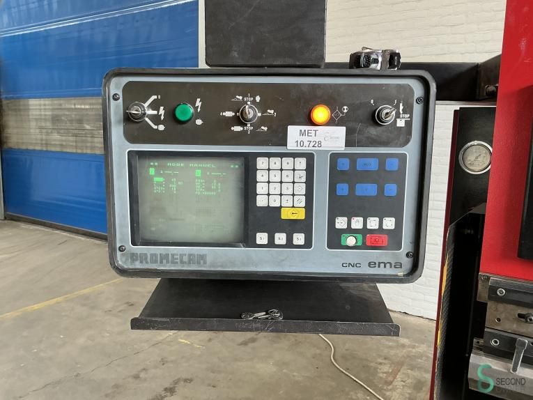 Kantbanken Amada ITPS 50t 2000mm 1990