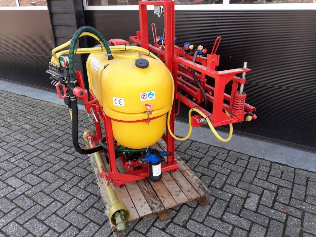Jarmet Veldspuit met spuitboom 200L en 6 meter