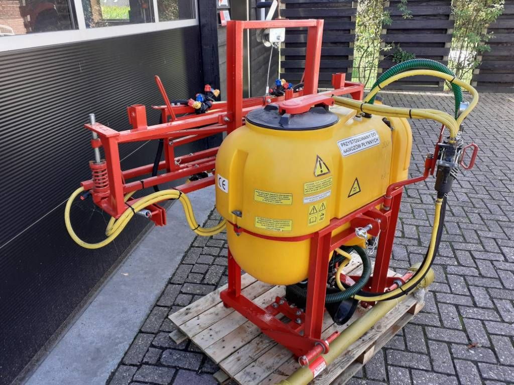 Jarmet Veldspuit met spuitboom 200L en 6 meter