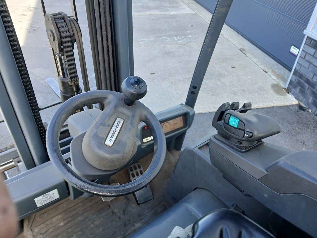 Jungheinrich EFG 320
