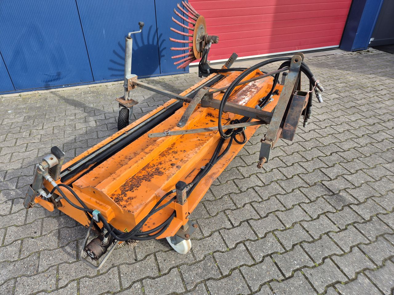 BEMA 2300 VEEGMACHINE MET ZIJBORSTEL PRIJS MARGE