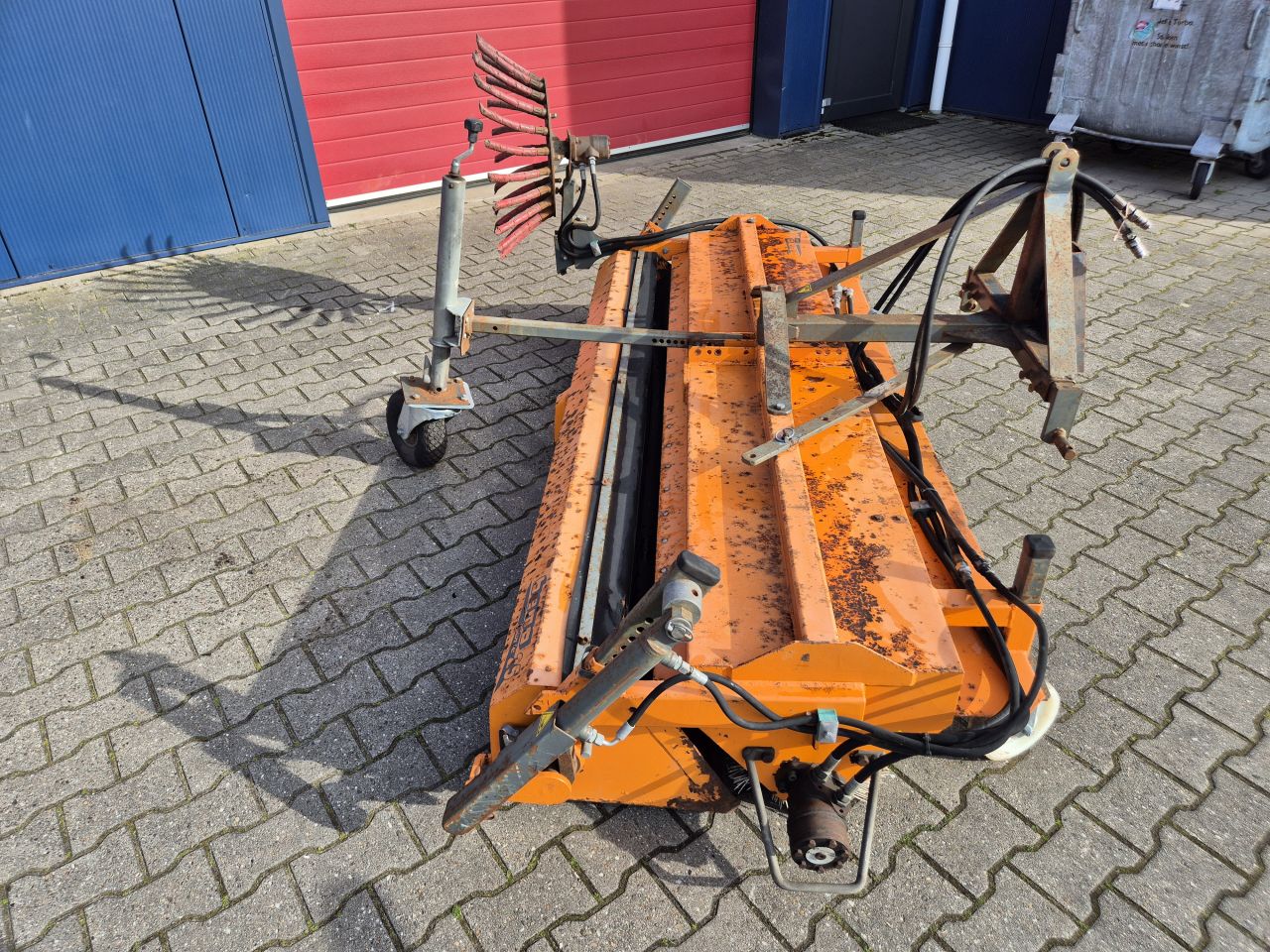 BEMA 2300 VEEGMACHINE MET ZIJBORSTEL PRIJS MARGE