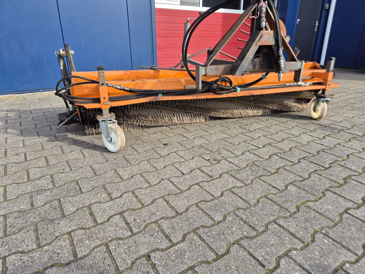 BEMA 2300 VEEGMACHINE MET ZIJBORSTEL PRIJS MARGE