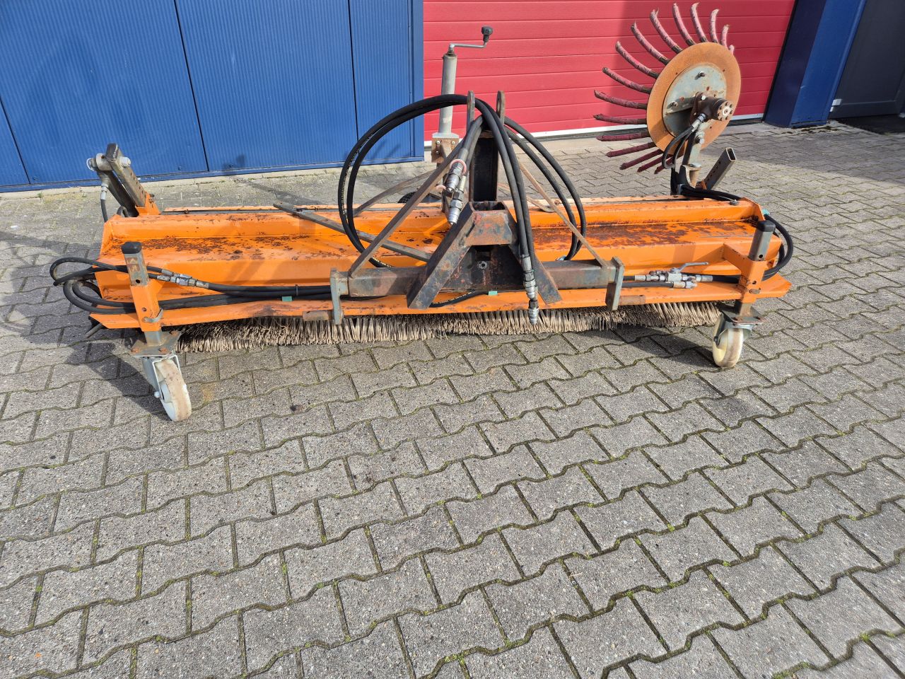 BEMA 2300 VEEGMACHINE MET ZIJBORSTEL PRIJS MARGE