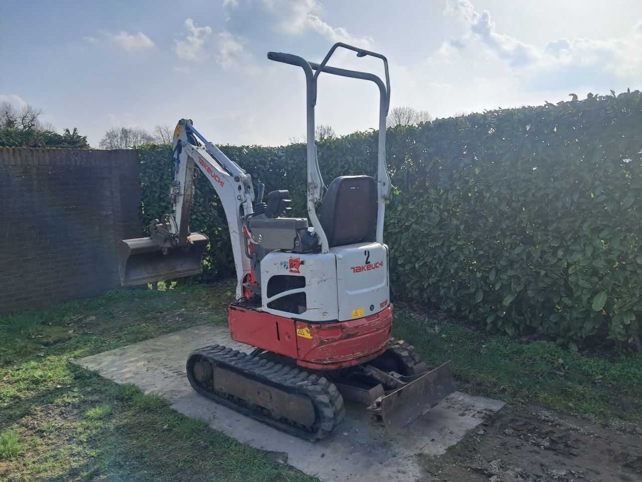 Minigraver Takeuchi TB210 / Sloop-sorteer ( Bj 2018 ) Minikraan