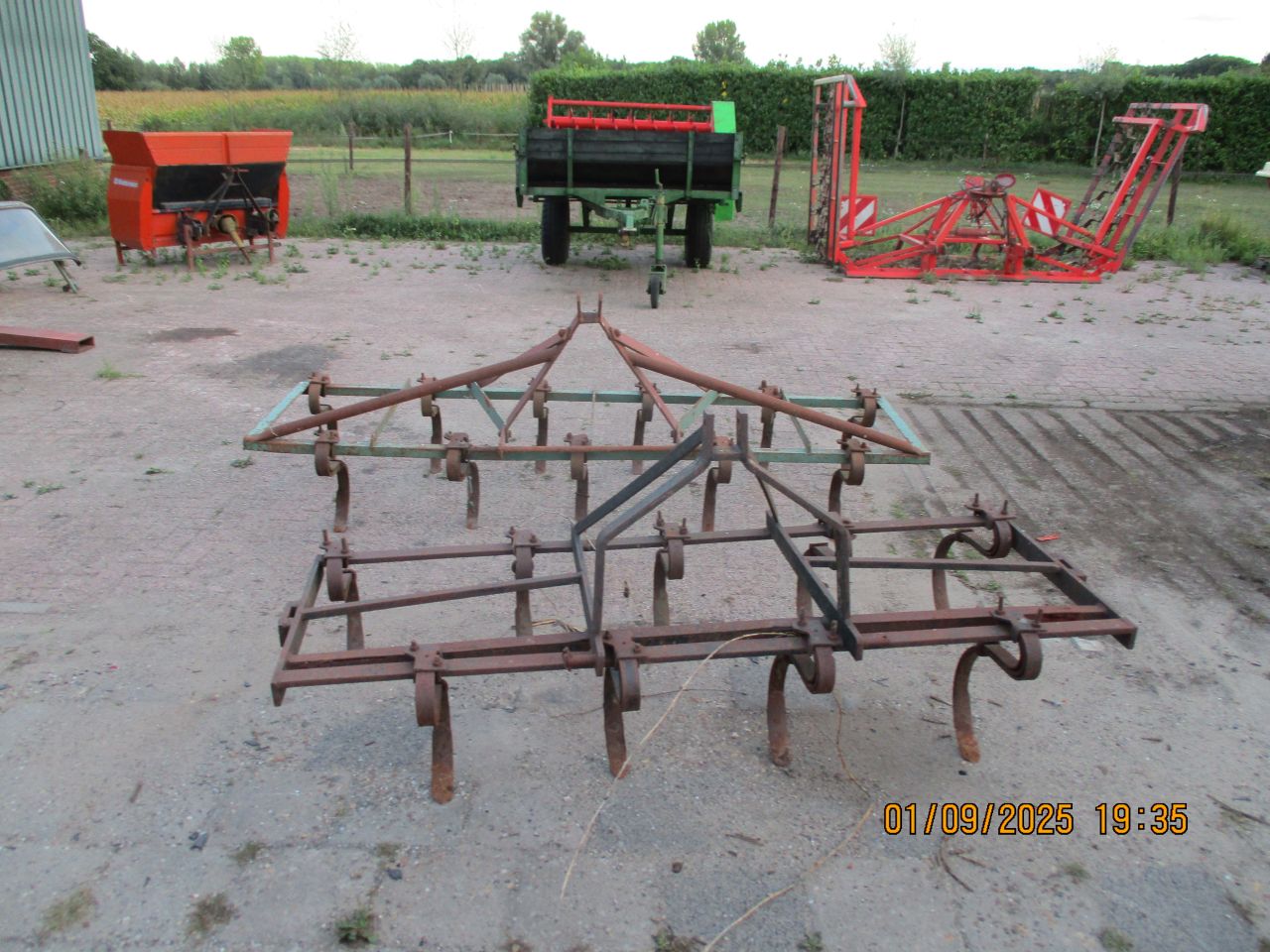 Cultivator s