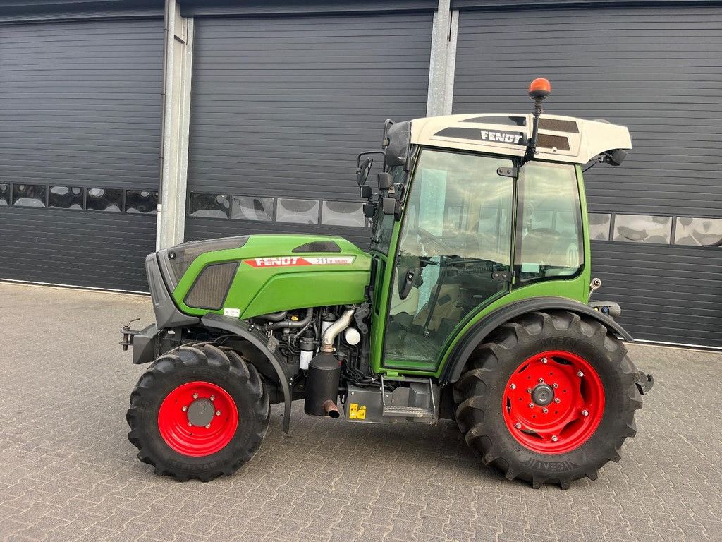 FENDT 211 WG4630