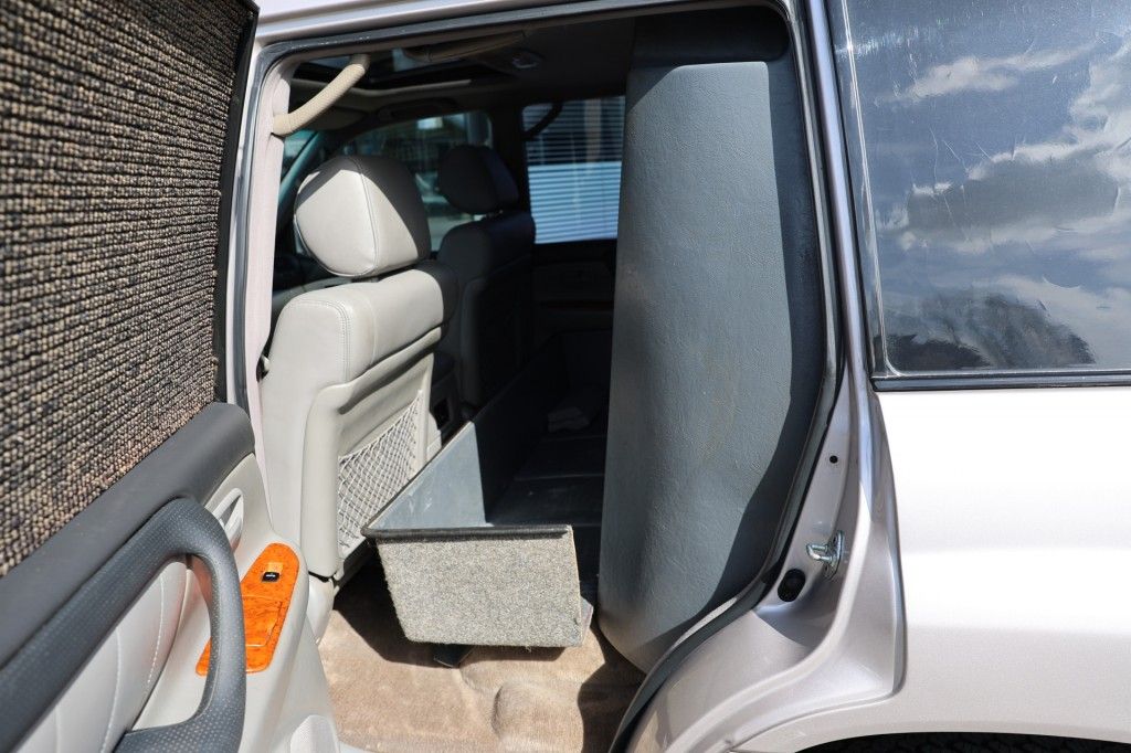 Toyota Landcruiser 100 4.2 TD EXECUTIVE A/T VAN