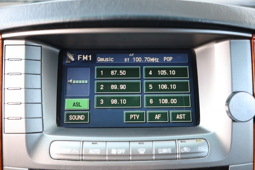 Toyota Landcruiser 100 4.2 TD EXECUTIVE A/T VAN