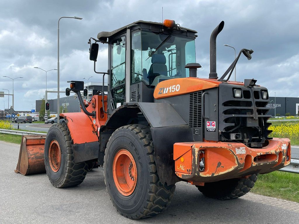 Hitachi ZW150