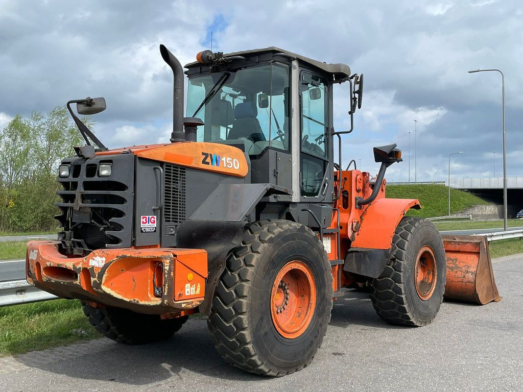 Hitachi ZW150