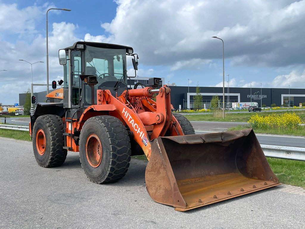 Hitachi ZW150
