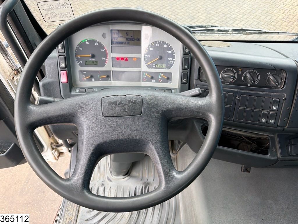 MAN TGA 26 360 6x4, Manual transmission, Leaf spring suspension