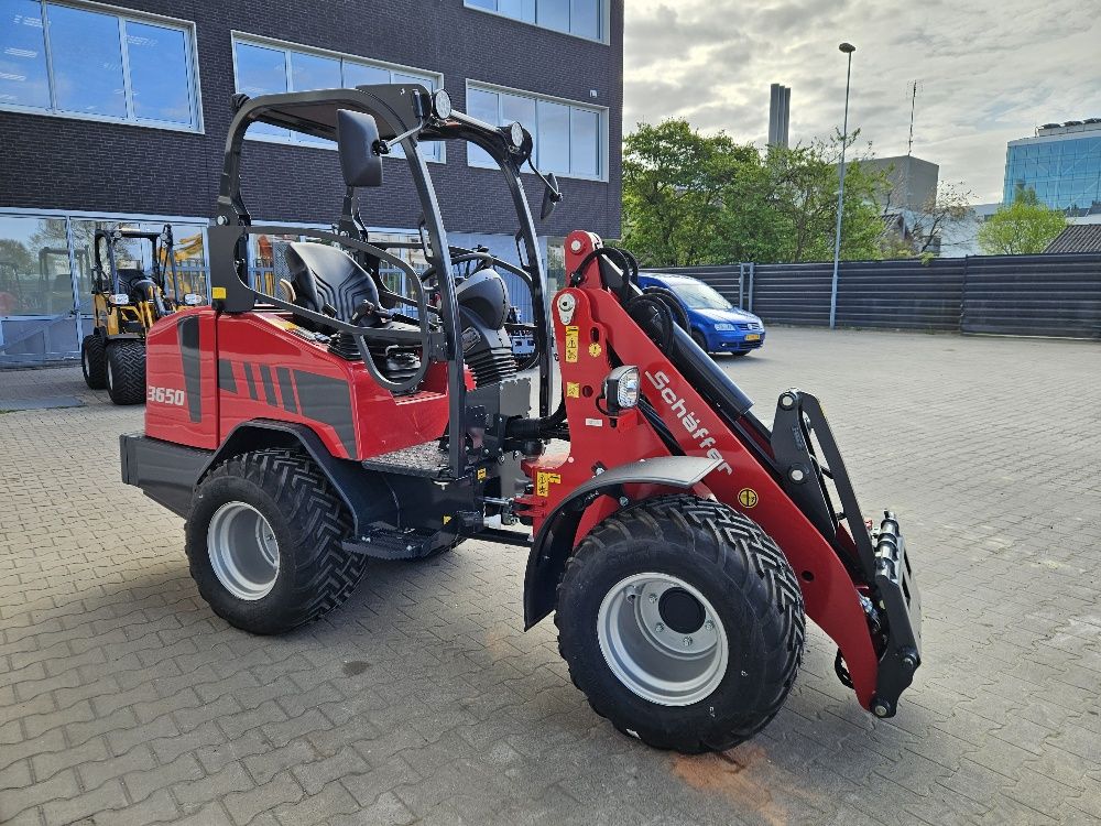 Schäffer 3650 kniklader