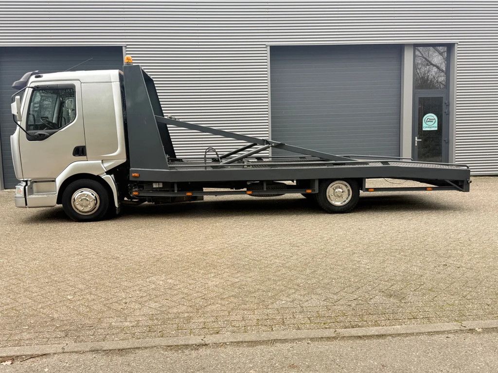 Renault MIDLUM 210-08/B zes cilinder oprijwagen C1 rijbewijs